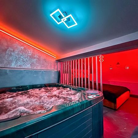 Luxor - Jacuzzi&Cozy Apartments Hermannstadt Exterior foto