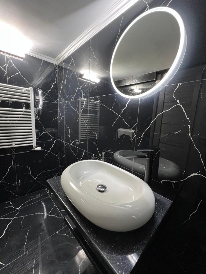 Luxor - Jacuzzi&Cozy Apartments Hermannstadt Exterior foto