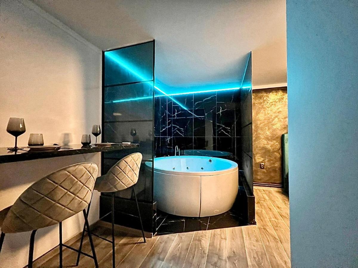 Luxor - Jacuzzi&Cozy Apartments Hermannstadt Exterior foto
